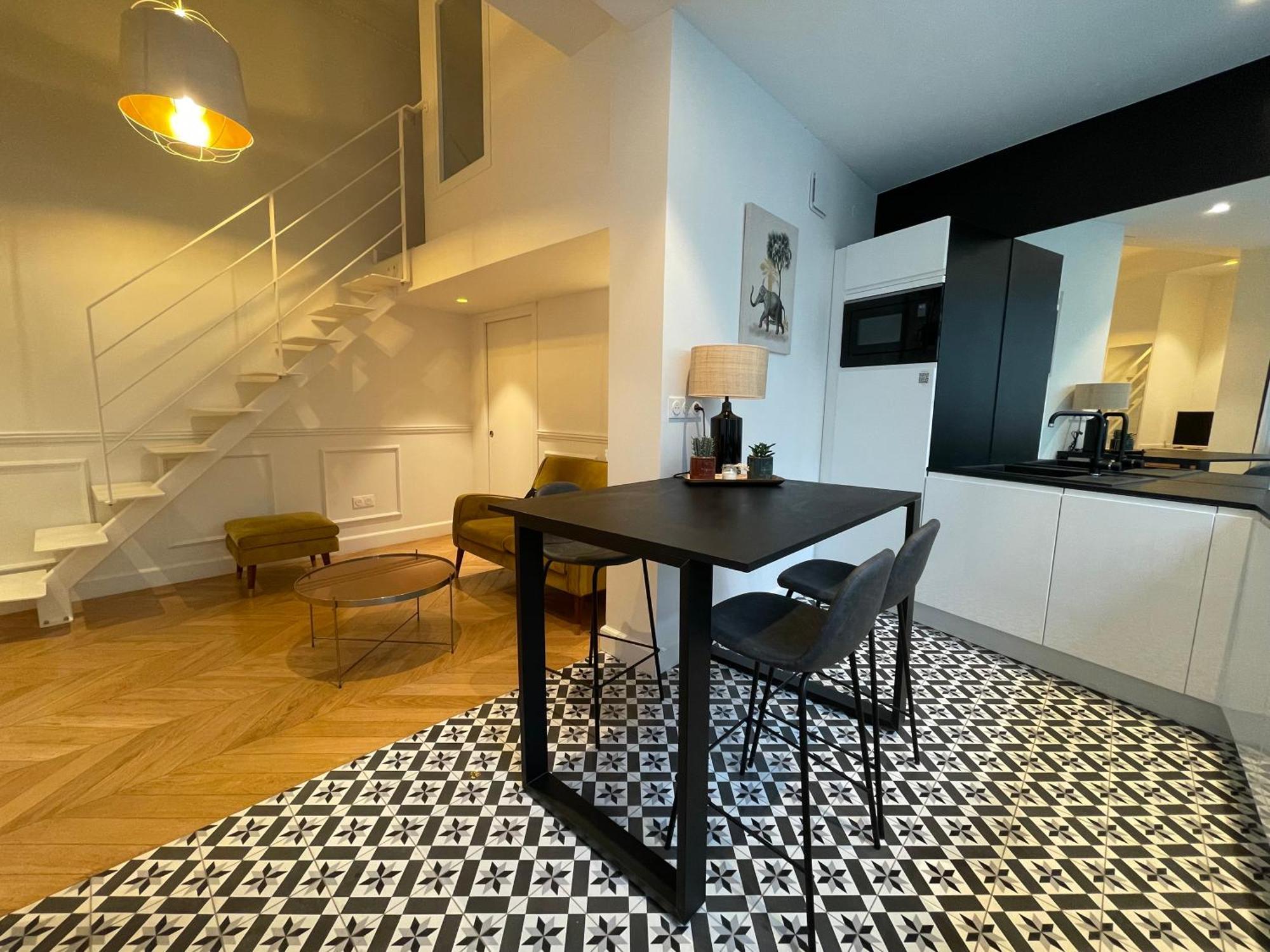 Appartement Au Top ! Le Petillant Leclerc - Place D'Erlon - Hyper-Centre Ville - Gare 兰斯 外观 照片