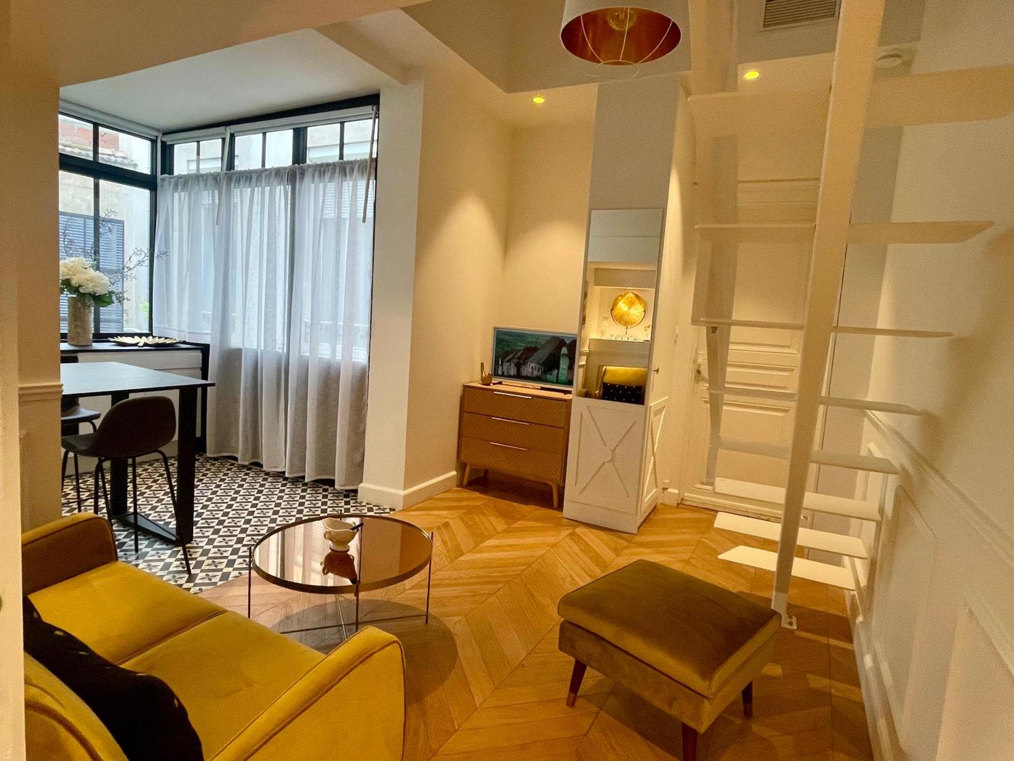 Appartement Au Top ! Le Petillant Leclerc - Place D'Erlon - Hyper-Centre Ville - Gare 兰斯 外观 照片